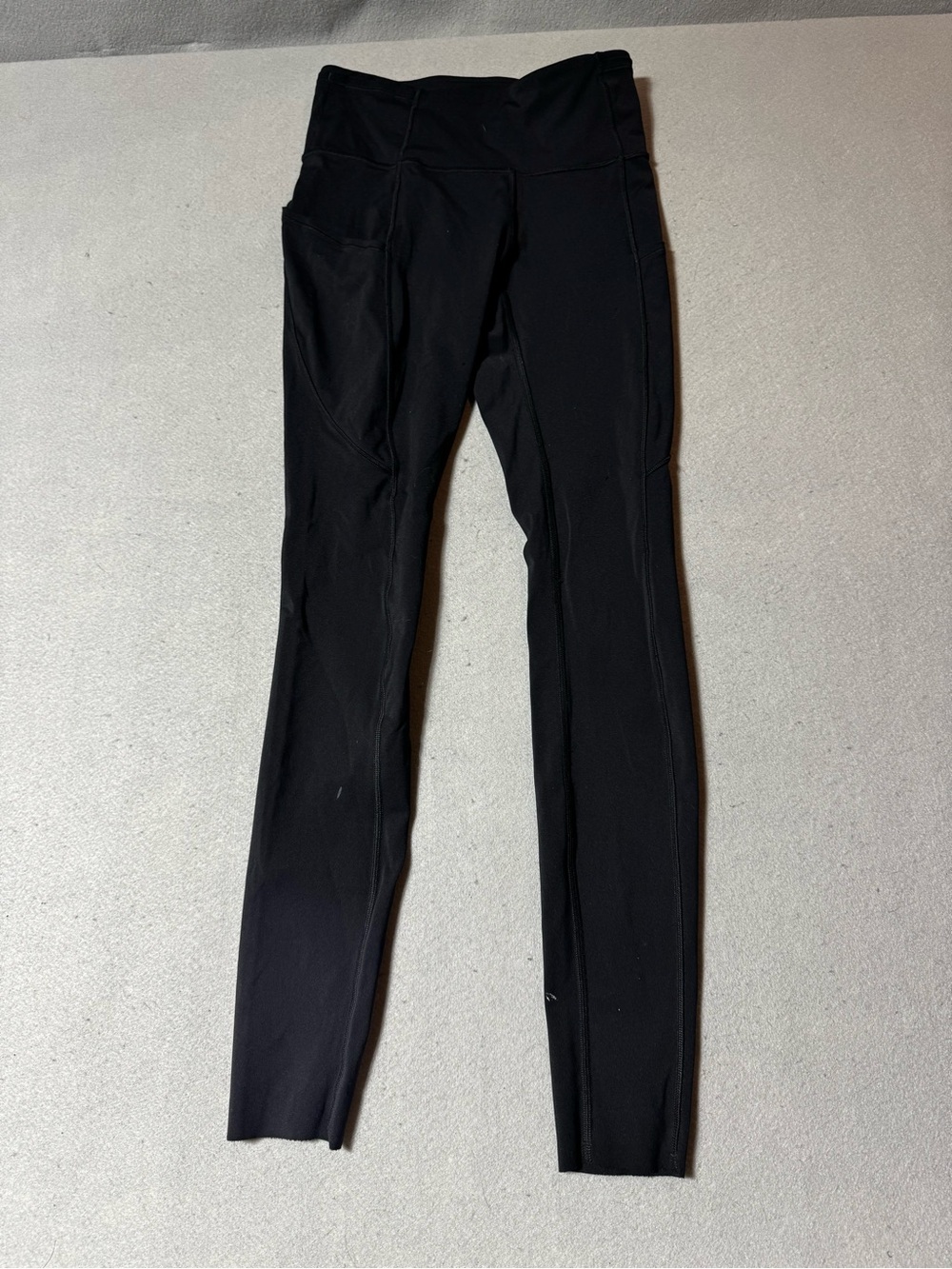 lululemon athletica Black Performance Leggings Size 4